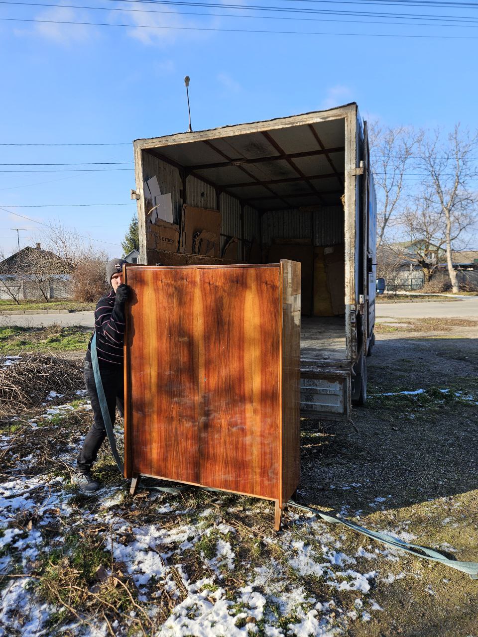 Перевезення меблів Запоріжжя