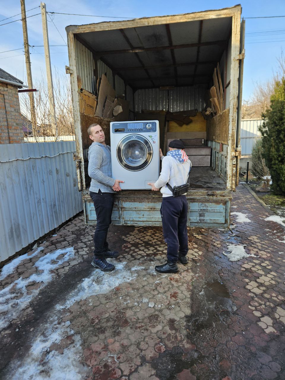Перевозка мебели Запорожье